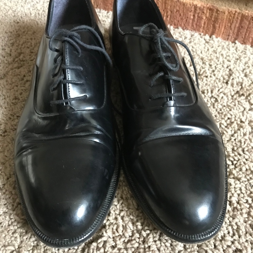 Volterra Men's Black Dress Shoes